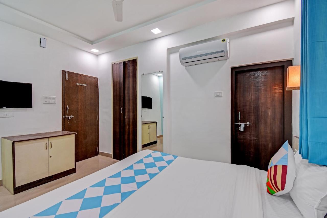 Oyo Home 78047 Alluring Stay Pimpri Pimpri-Chinchwad Ngoại thất bức ảnh