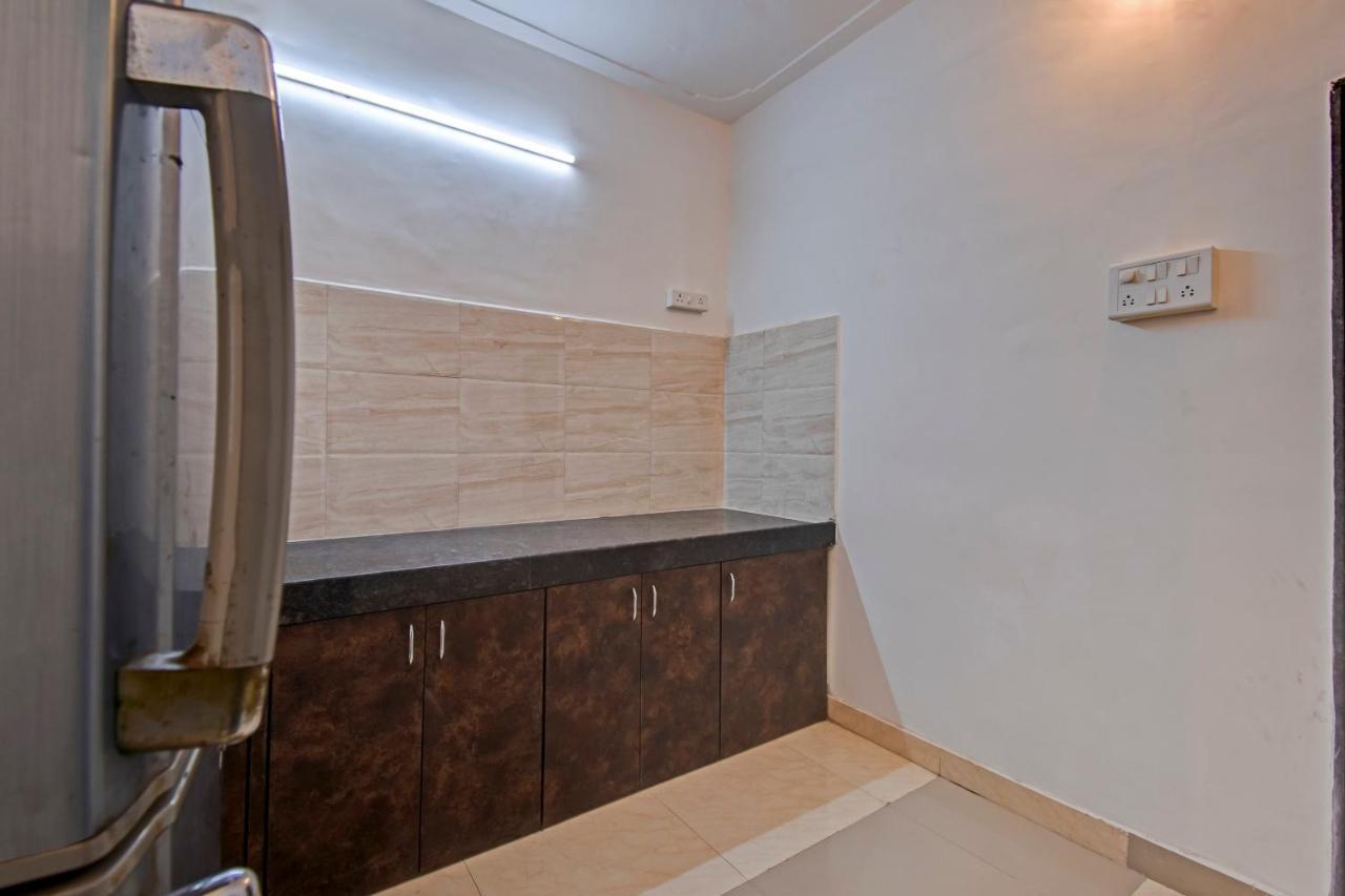 Oyo Home 78047 Alluring Stay Pimpri Pimpri-Chinchwad Ngoại thất bức ảnh